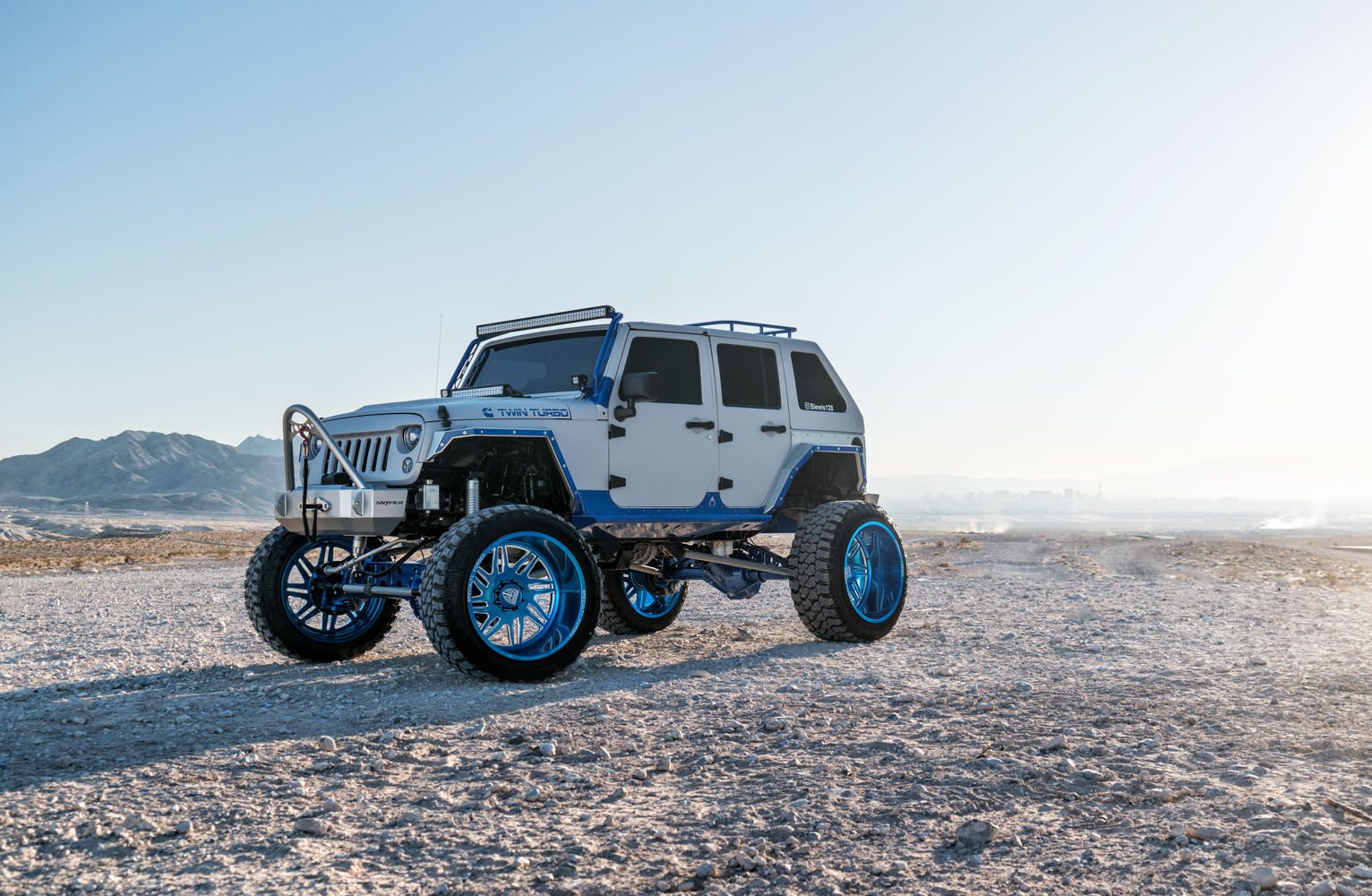 Twin Turbo Cummins Jeep Wrangler | SF027 26X16